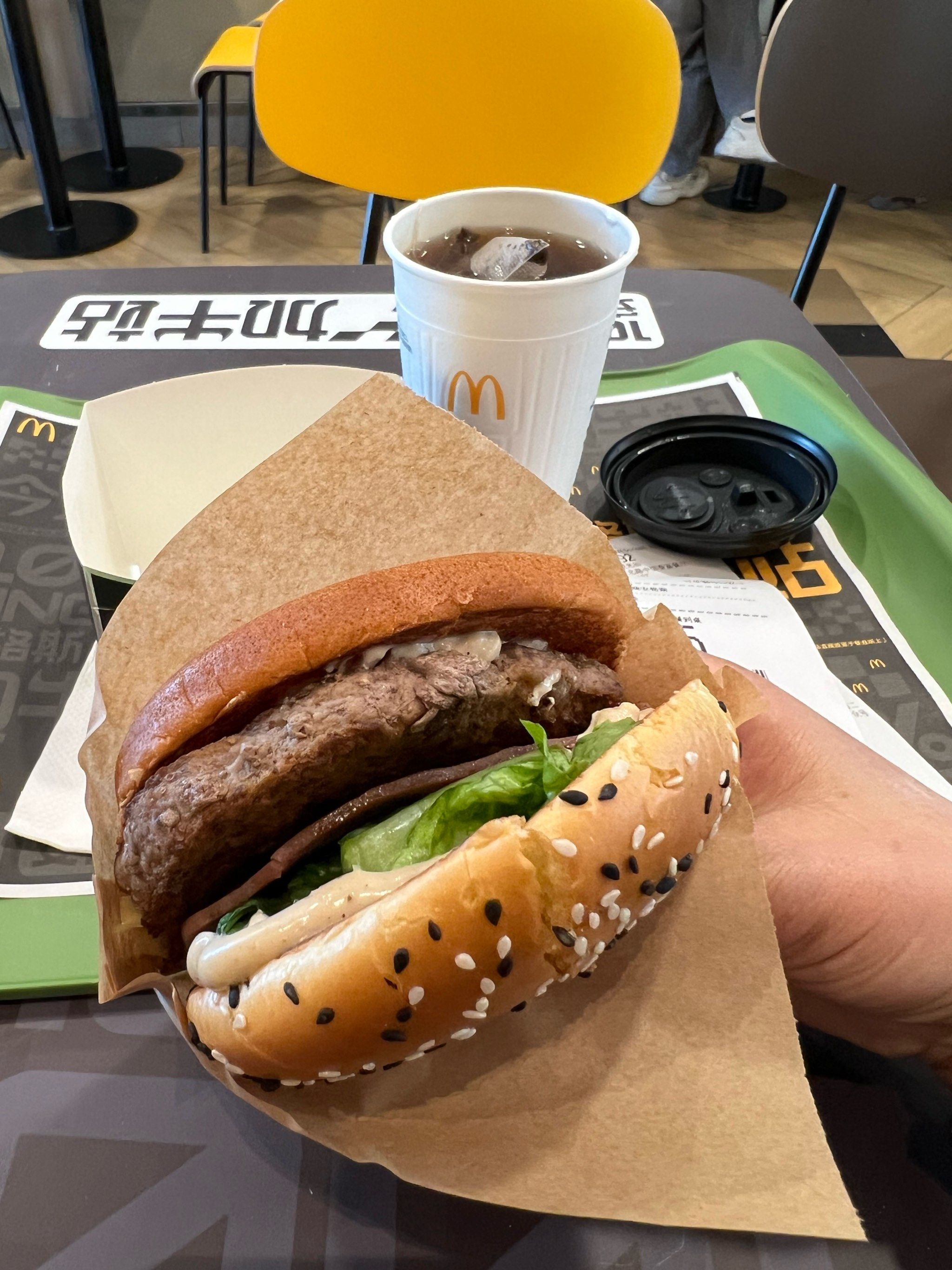 关于安格斯主场大胜图卢兹，取得近期首场胜利的信息