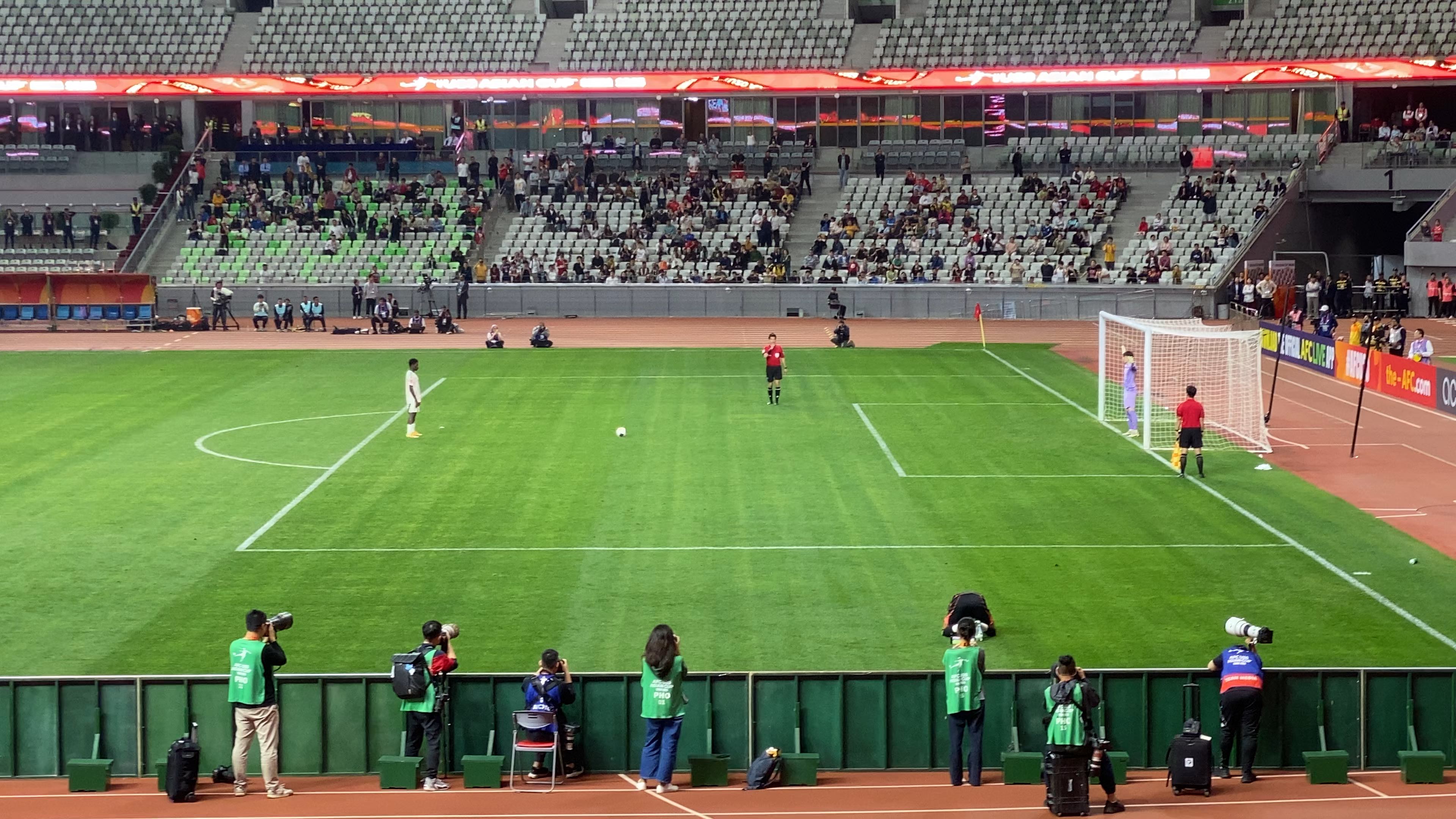 沙特阿拉伯点球大战晋级亚洲杯半决赛