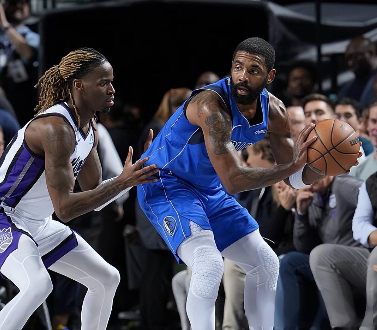 关于爵士遭遇快船逆转，遗憾告负的信息