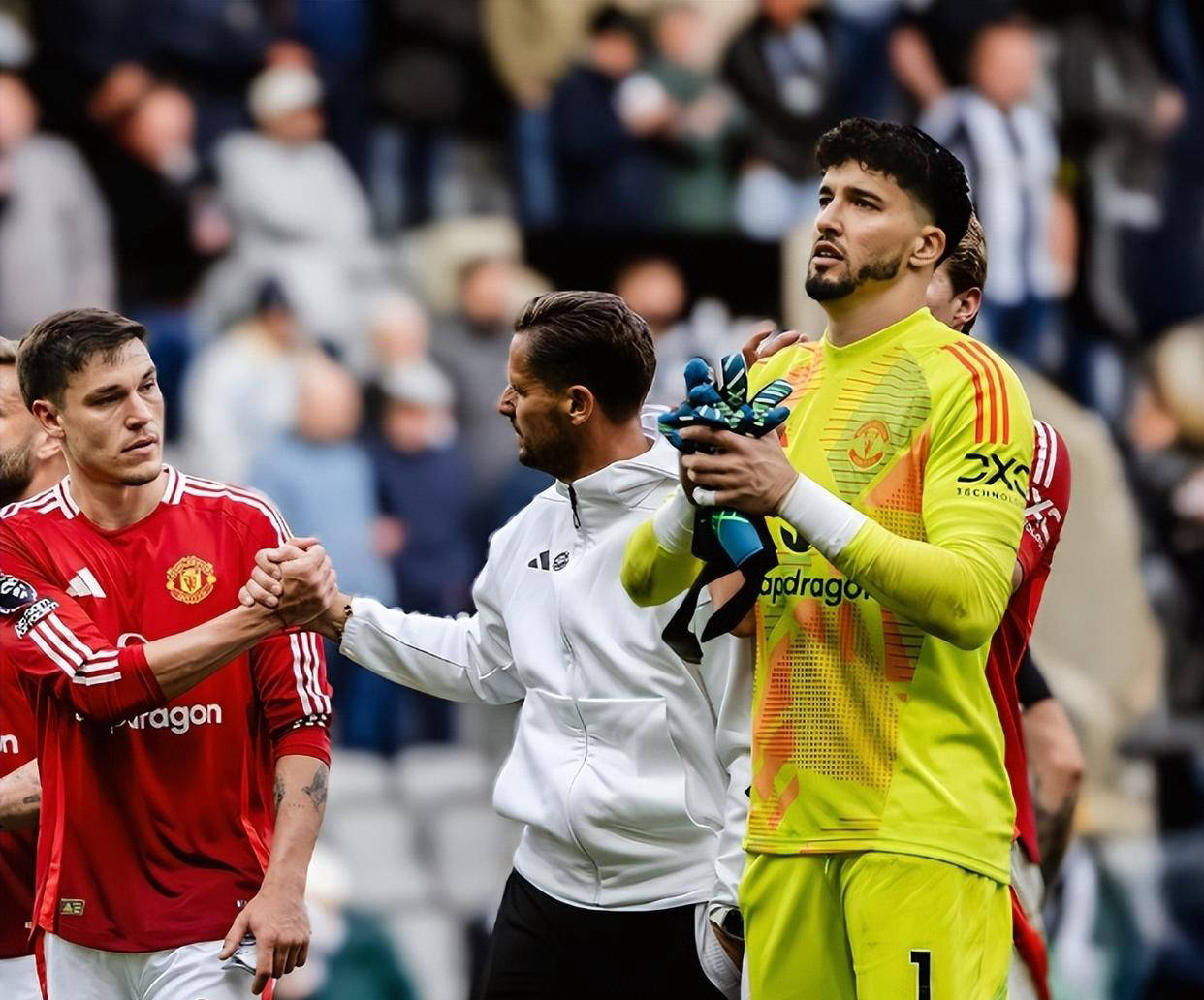 曼联客场负于罗马队，状态堪忧