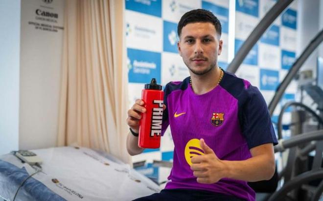 关于巴塞罗那传奇球星比拉赞助建设巴萨青训基地的信息