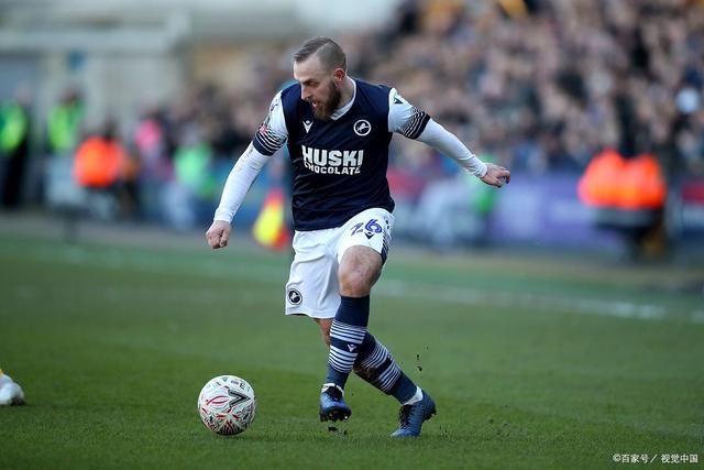 哈德斯菲尔德客场惨败，丢失关键分数