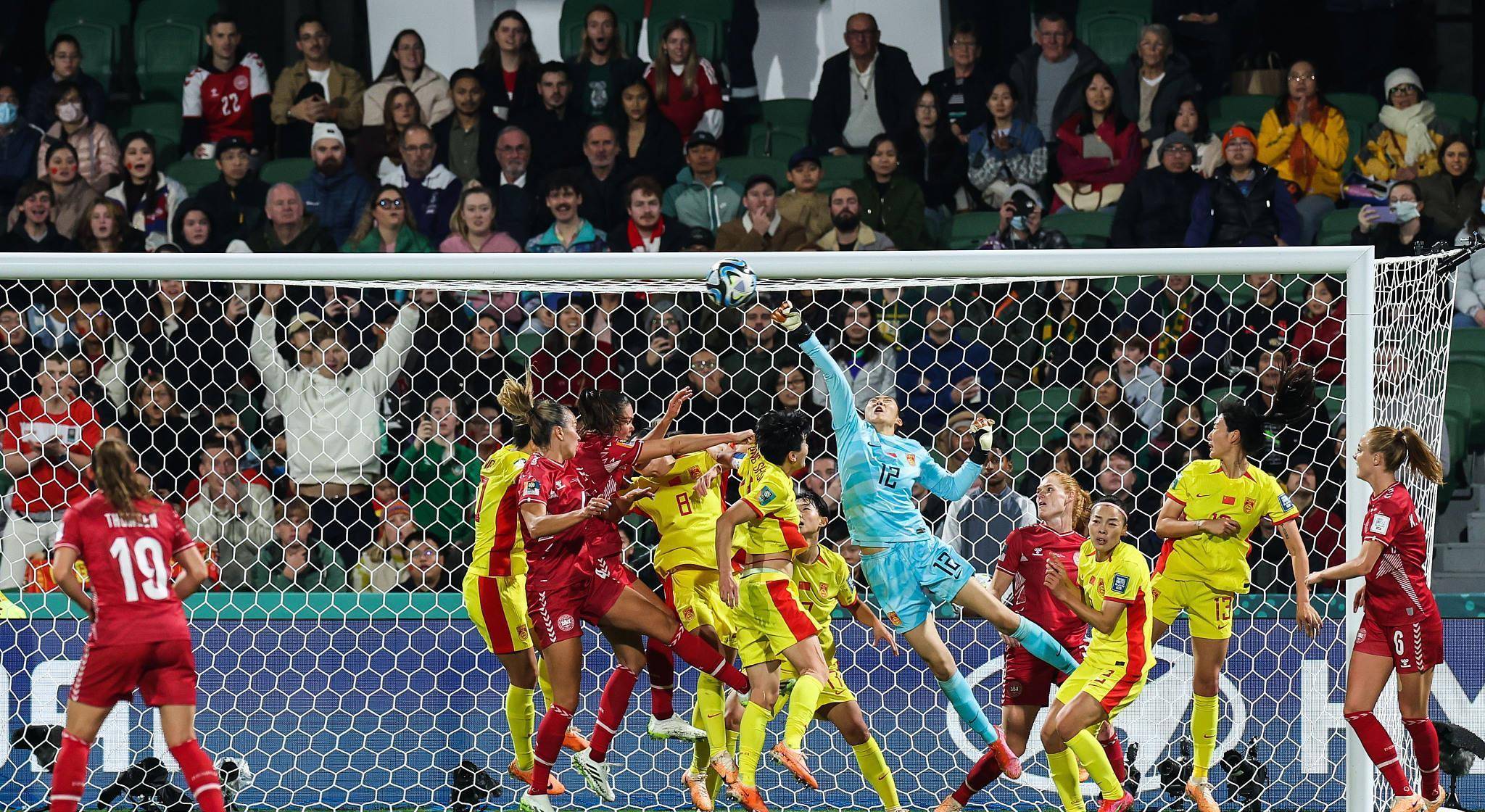 包含精彩胜负！国际女足赛事中发生惊人一战的词条