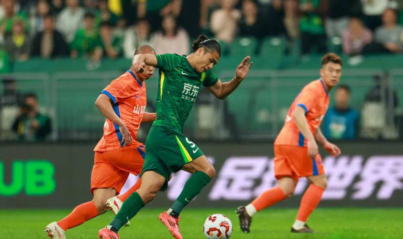 强劲的对手让比赛更加刺激，球队士气高涨