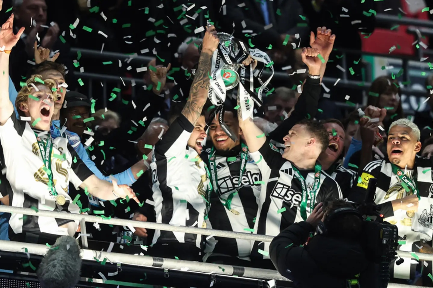 纽卡斯尔主场不敌利物浦:豪强碾压的简单介绍 纽卡斯尔主场不敌利物浦:豪强碾压的简单介绍